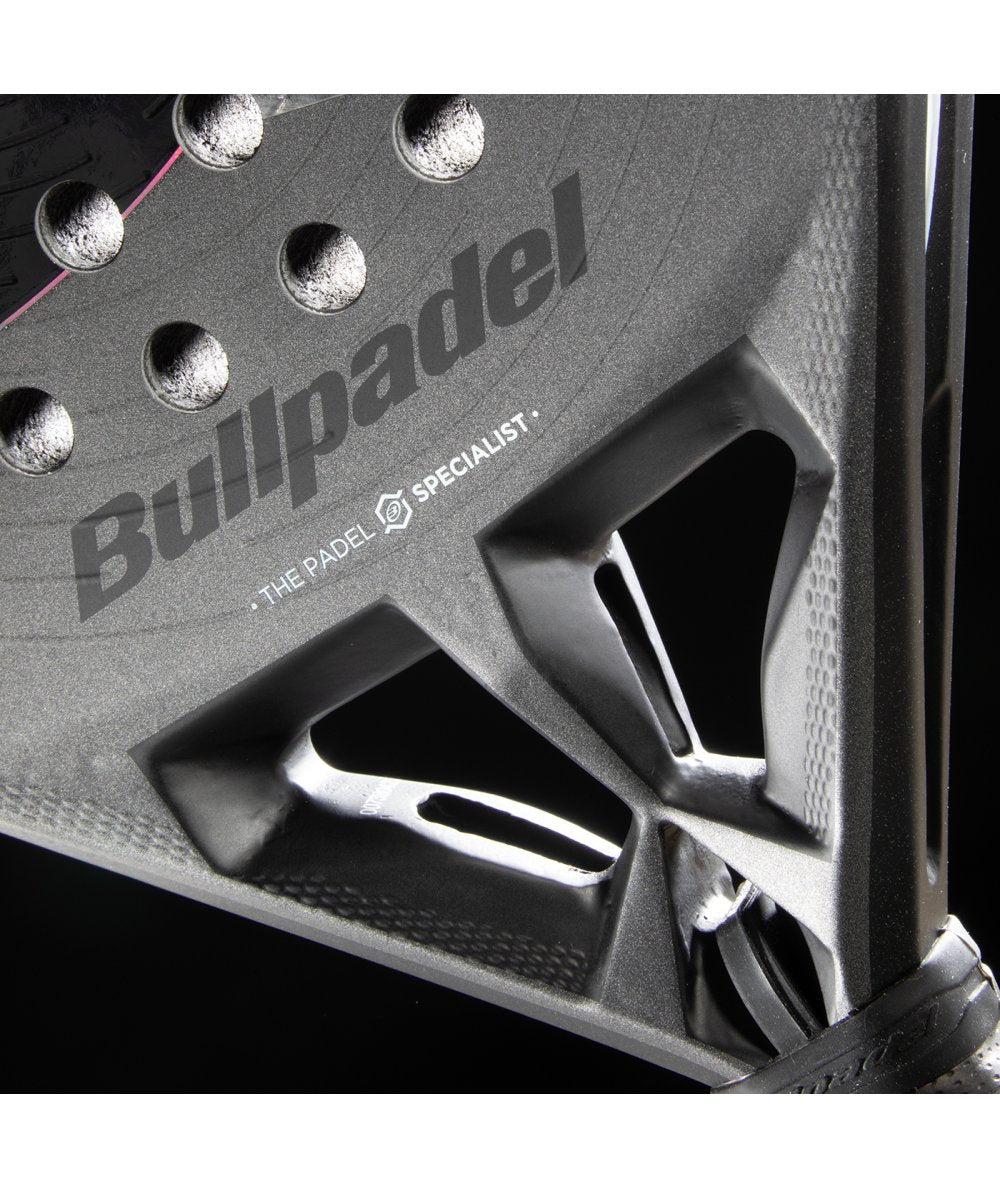 PALA BULLPADEL HACK 04 HYBRID 2026