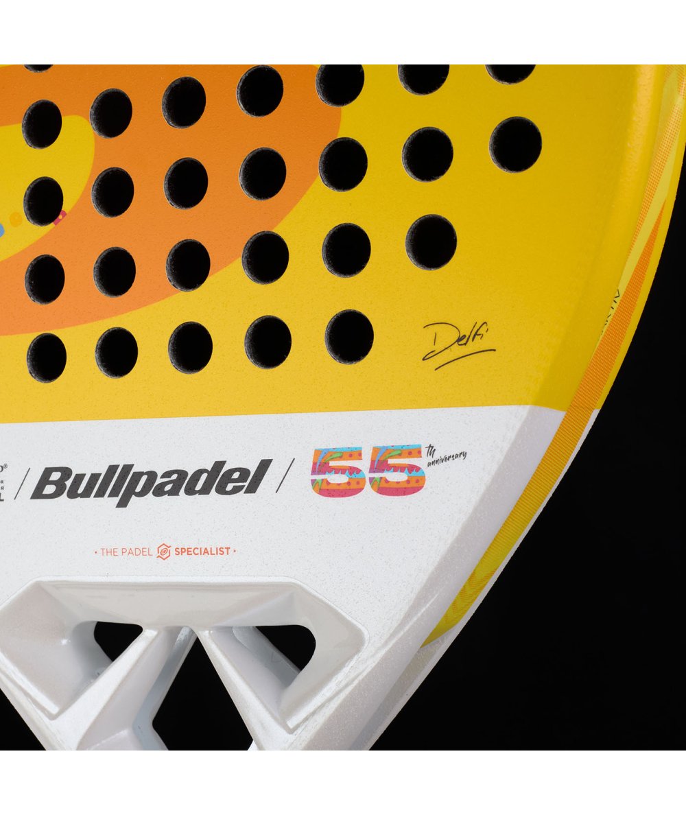 PALA BULLPADEL VERTEX 04 W MX LTD 2025