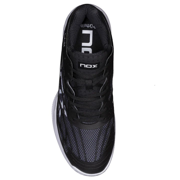 TENIS NOX AT10 LUX NEGRO/BLANCO