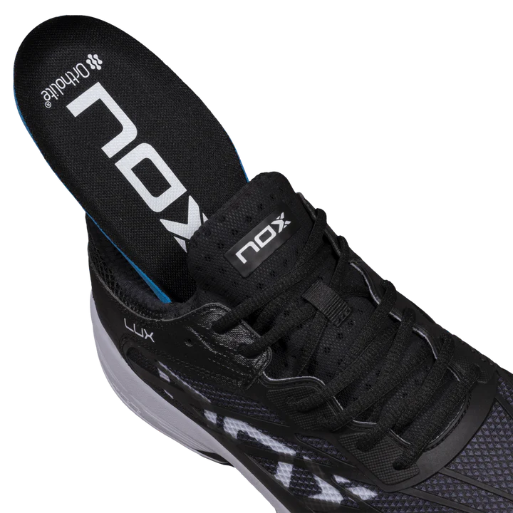 TENIS NOX AT10 LUX NEGRO/BLANCO