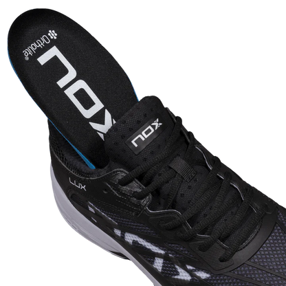 TENIS NOX AT10 LUX NEGRO/BLANCO